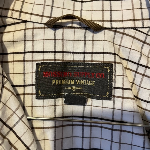Wrangler snap button down - Picture 4 of 16